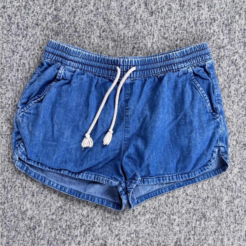Arie  100% Cotton Blue Casual Shorts with Pockets
Elastic Waist